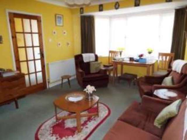  Image of 2 bedroom Bungalow for sale in Woodlands Close Teignmouth TQ14 at Teignmouth Devon Teignmouth, TQ14 8LF