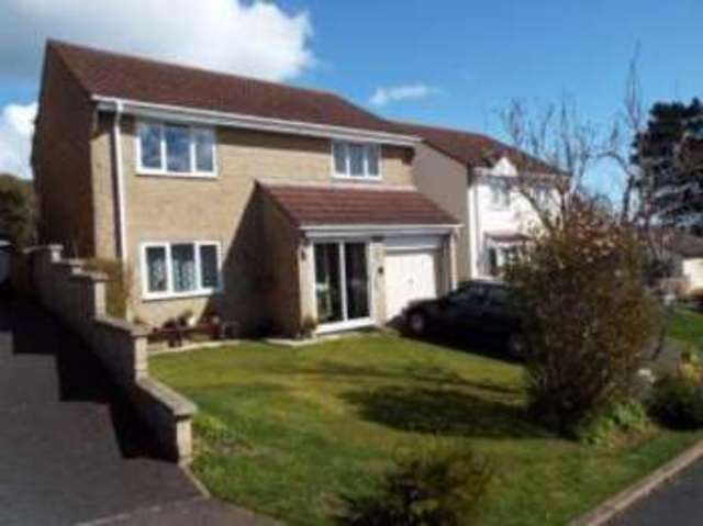  Image of 4 bedroom Detached house for sale in Grange Drive Teignmouth TQ14 at Teignmouth Devon Teignmouth, TQ14 8PB