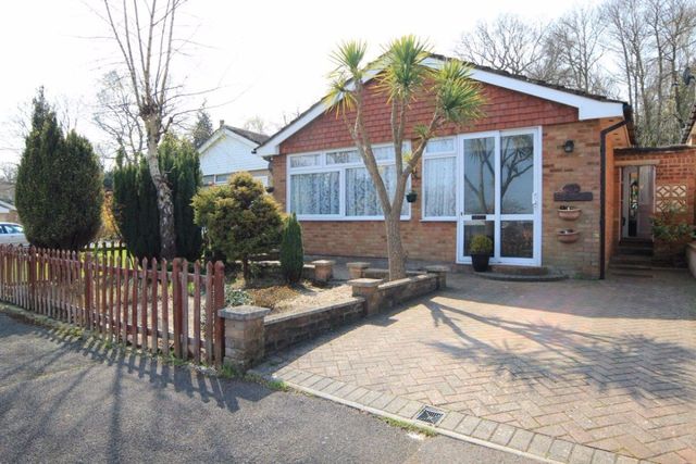  Image of 3 bedroom Bungalow for sale in Tern Close Hythe Southampton SO45 at Tern Close  Hythe, Southampton, SO45 3GE