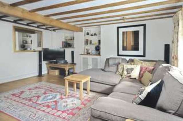  Image of 4 bedroom Cottage to rent in Thame Road Great Haseley Oxford OX44 at Great Haseley Oxford Oxfordshire, OX44 7JF