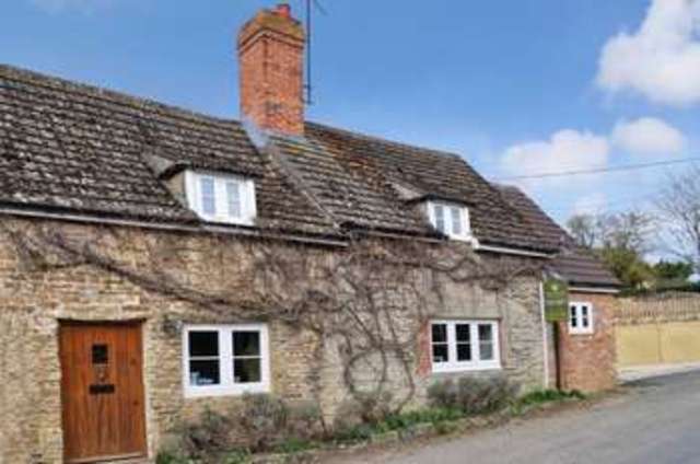 Image of 4 bedroom Cottage to rent in Thame Road Great Haseley Oxford OX44 at Great Haseley Oxford Oxfordshire, OX44 7JF