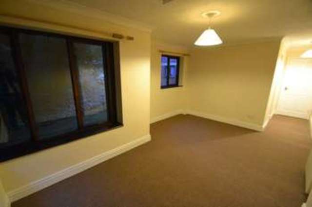  Image of 1 bedroom Ground Flat for sale in The Beeches Out Risbygate Bury St. Edmunds IP33 at Bury St. Edmunds Suffolk, IP33 3RD
