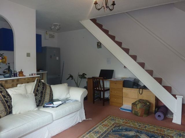  Image of 1 bedroom Terraced house to rent in The Bentleys Southend-on-Sea SS2 at The Bentleys  Southend-On-Sea, SS2 6UJ