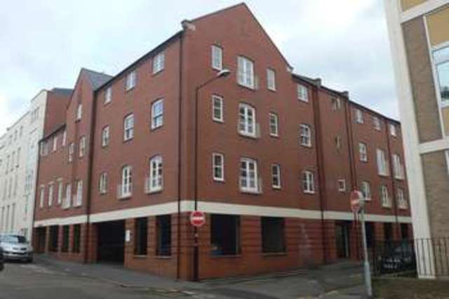  Image of 2 bedroom Flat for sale in Windsor Place Leamington Spa CV32 at Leamington Spa Warwickshire, CV32 5EN