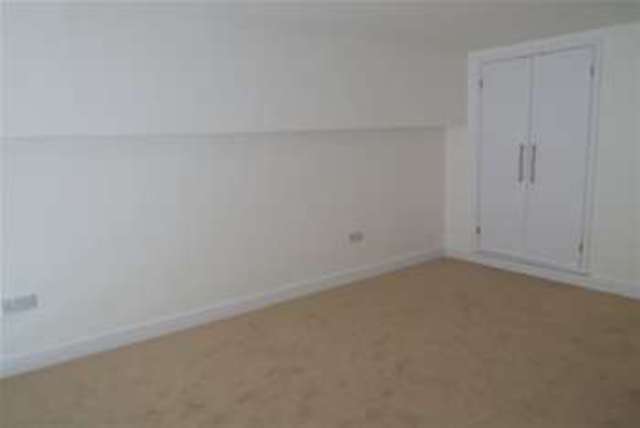  Image of 1 bedroom Flat to rent in Lee Street Leicester LE1 at Leicester, LE1 3AH