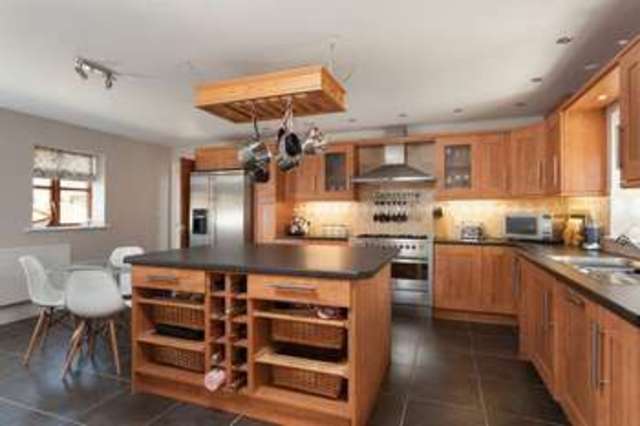  Image of 4 bedroom Detached house for sale in Breighton Selby YO8 at Breighton Selby, YO8 6DH