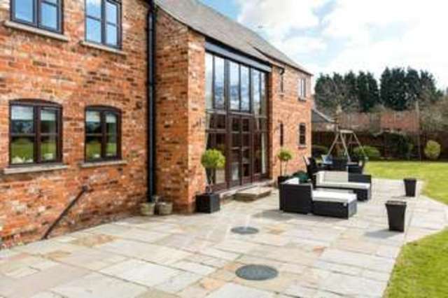  Image of 4 bedroom Detached house for sale in Breighton Selby YO8 at Breighton Selby, YO8 6DH