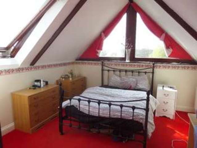  Image of 5 bedroom Detached house for sale in The Meadway Loughton Milton Keynes MK5 at Milton Keynes, MK5 8AN