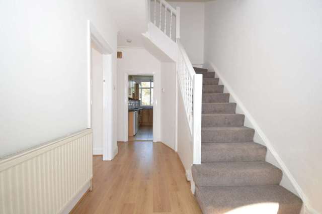  Image of 3 bedroom Semi-Detached house to rent in The Ridgeway London N11 at The Ridgeway Friern Barnet London, N11 3LG