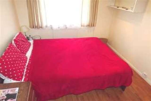  Image of 2 bedroom Flat to rent in The Spinney Watford WD17 at Watford, WD17 4QF