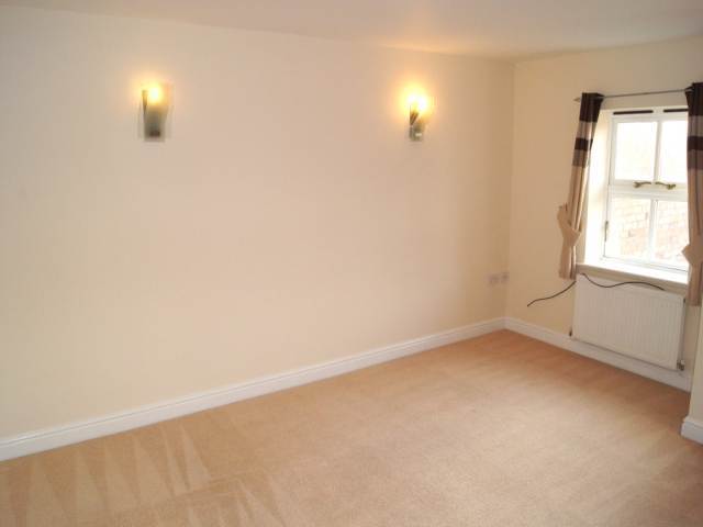  Image of 2 bedroom Flat to rent in Barbourne Road Worcester WR1 at 79 Barbourne Road Worcester Worcester, WR1 1SB