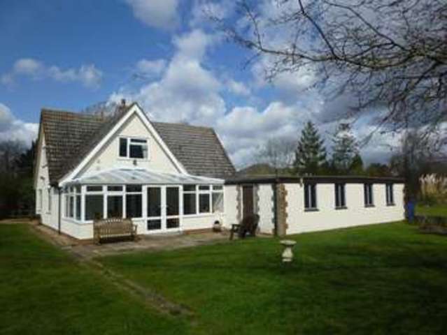  Image of 4 bedroom Property for sale in Thetford Road Fakenham Magna Thetford IP24 at Thetford Road  Fakenham Magna, IP24 2QX