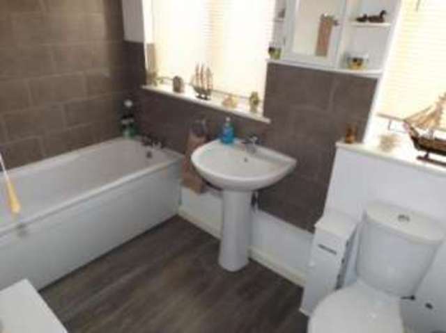  Image of 2 bedroom Bungalow for sale in Thompson Street New Bradwell Milton Keynes MK13 at New Bradwell Milton Keynes New Bradwell, MK13 0EF