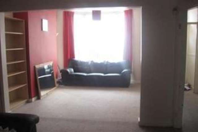  Image of 2 bedroom Terraced house to rent in Tiverton Street Wavertree Liverpool L15 at Liverpool, L15 4LR