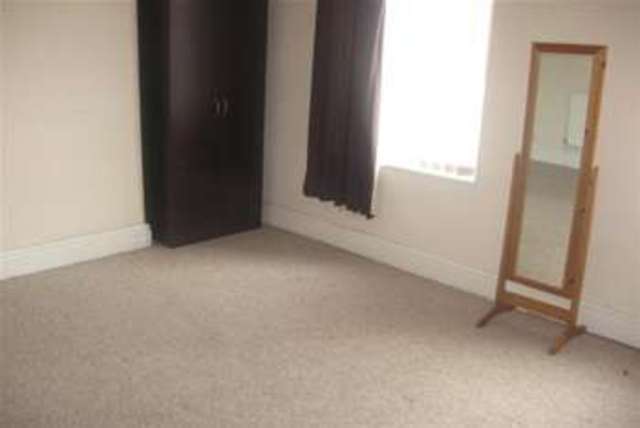  Image of 2 bedroom Terraced house to rent in Tiverton Street Wavertree Liverpool L15 at Liverpool, L15 4LR