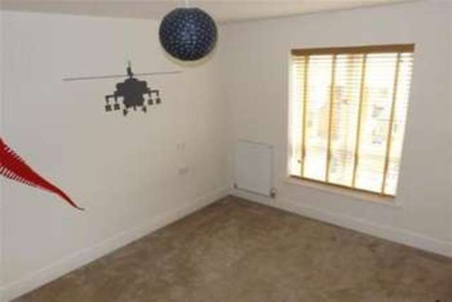  Image of 4 bedroom Property to rent in Summer House Terrace Yeovil BA20 at Yeovil, BA20 1NL