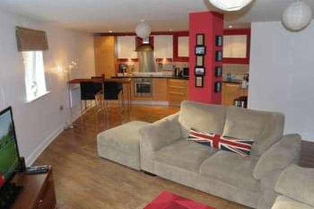  Image of 1 bedroom Flat for sale in Trafalgar Gardens Crawley RH10 at Trafalgar Gardens Three Bridges Crawley, RH10 7SU