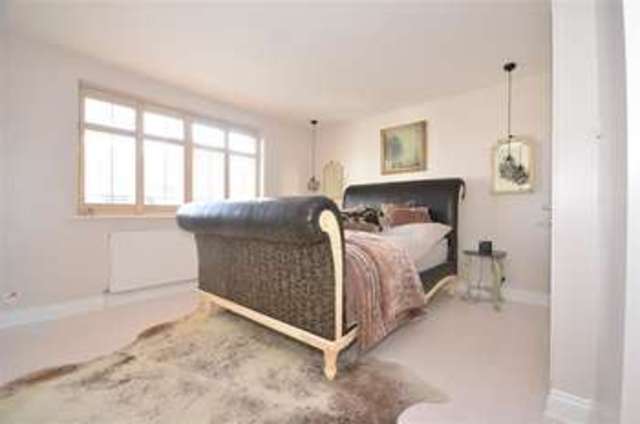  Image of 5 bedroom Detached house for sale in Tudor Close Woodford Green IG8 at Woodford Green Essex Woodford Green, IG8 0LF
