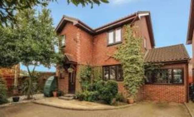  Image of 4 bedroom Detached house for sale in Tudor Crescent Ilford IG6 at Ilford  Hainault, IG6 2RH