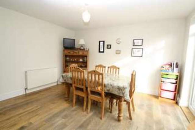  Image of 3 bedroom Property for sale in Ulster Gardens London N13 at Ulster Gardens London London, N13 5DP