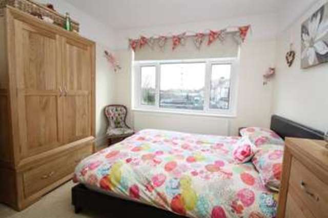  Image of 3 bedroom Property for sale in Ulster Gardens London N13 at Ulster Gardens London London, N13 5DP