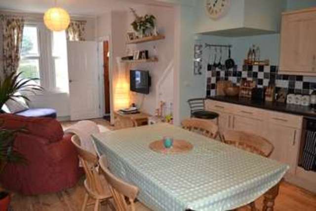  Image of 3 bedroom Terraced house for sale in Union Lane Chesterton Cambridge CB4 at Union Lane  Cambridge, CB4 1QB