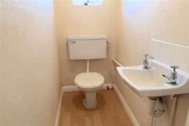  Image of 3 bedroom Detached house to rent in Upminster Road South Rainham RM13 at Rainham, RM13 9AX
