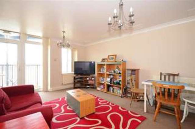  Image of 1 bedroom Flat for sale in Valetta Way Rochester ME1 at Rochester Kent Rochester, ME1 1TB