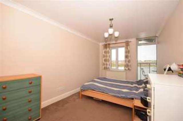  Image of 1 bedroom Flat for sale in Valetta Way Rochester ME1 at Rochester Kent Rochester, ME1 1TB