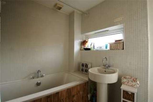  Image of 2 bedroom Detached house for sale in Valon Road Arborfield Reading RG2 at Arborfield Reading Arborfield Garrison, RG2 9QQ