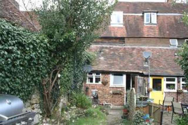  Image of 2 bedroom Property for sale in Vicarage Hill Westerham TN16 at Vicarage Hill Westerham Westerham, TN16 1TJ