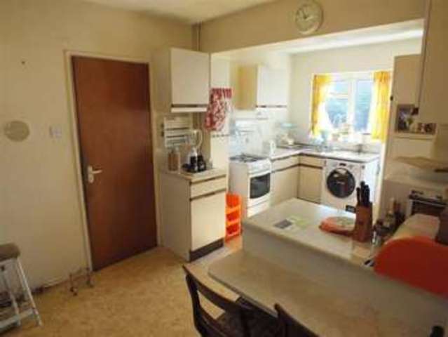  Image of 4 bedroom Property for sale in Victoria Road Trowbridge BA14 at Victoria Road Trowbridge Trowbridge, BA14 7LD