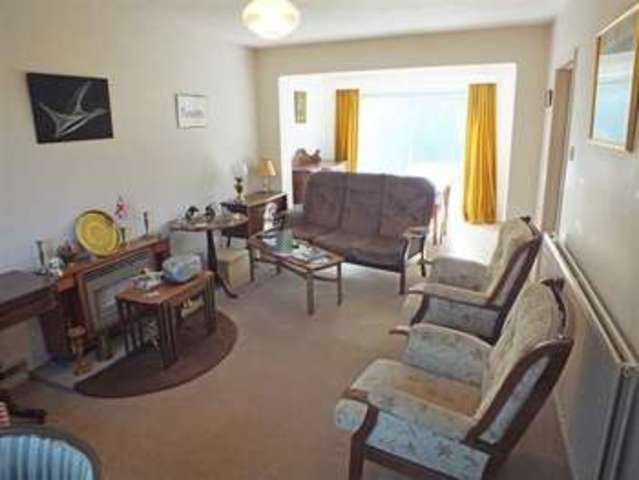  Image of 4 bedroom Property for sale in Victoria Road Trowbridge BA14 at Victoria Road Trowbridge Trowbridge, BA14 7LD
