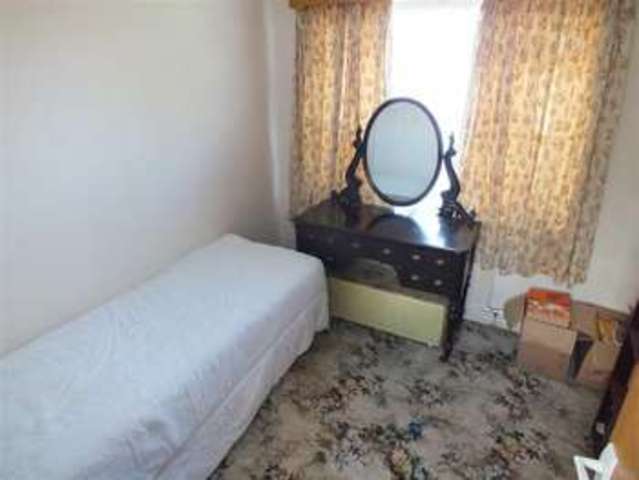  Image of 4 bedroom Property for sale in Victoria Road Trowbridge BA14 at Victoria Road Trowbridge Trowbridge, BA14 7LD