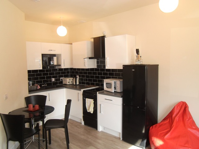  Image of 2 bedroom Flat to rent in Walker Road Aberdeen AB11 at Torry Aberdeen Aberdeen, AB11 8BR