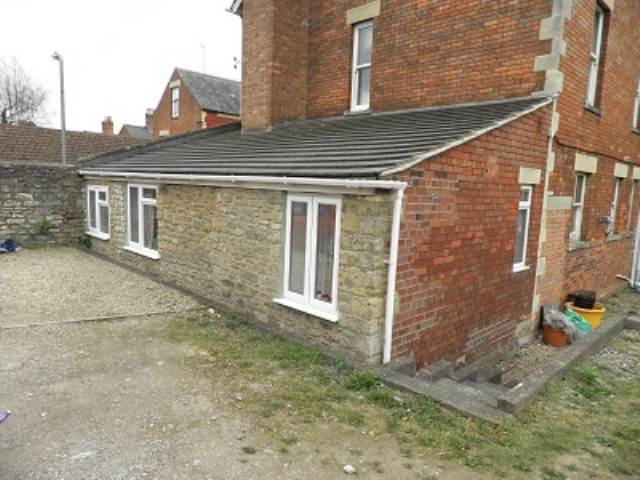  Image of 1 bedroom Flat to rent in Wallbridge Avenue Frome BA11 at Frome Somerset Frome, BA11 1RL