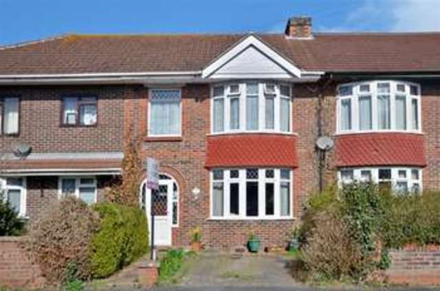  Image of 3 bedroom Terraced house for sale in Wallisdean Avenue Fareham PO14 at Fareham Hampshire Fareham, PO14 1HP