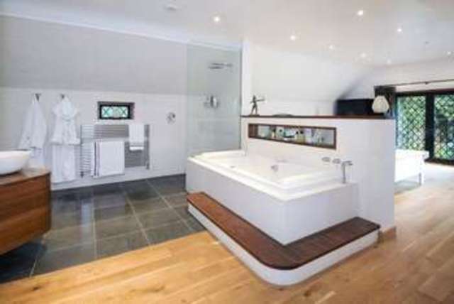  Image of 5 bedroom Detached house for sale in Hurst Drive Walton on the Hill Tadworth KT20 at Hurst Drive  Walton on the Hill, KT20 7QT