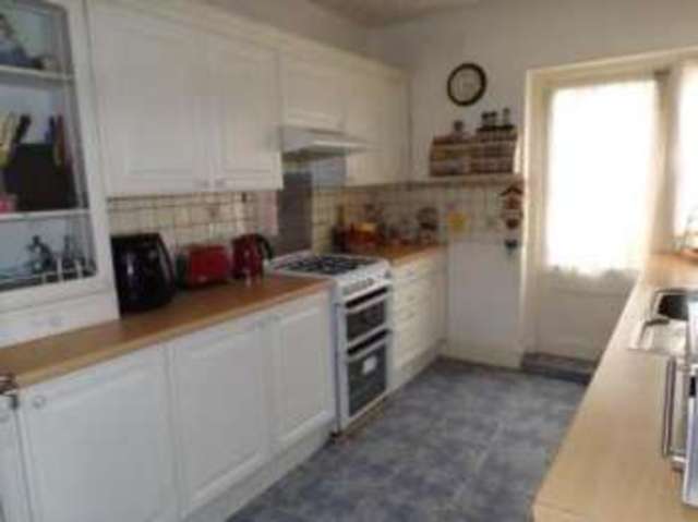  Image of 3 bedroom Terraced house for sale in Kingfisher Avenue London E11 at Wanstead  Wanstead, E11 2HT