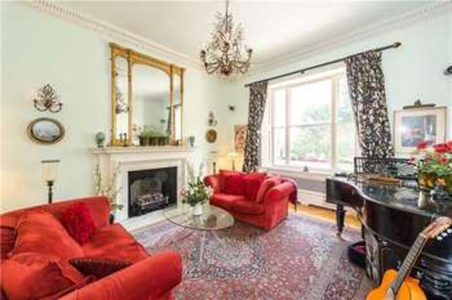  Image of 4 bedroom Flat for sale in Warwick Square London SW1V at London  Vauxhall Bridge, SW1V 2AA