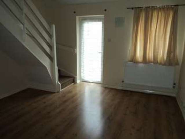  Image of 1 bedroom Terraced house to rent in Water Meadow Quedgeley Gloucester GL2 at Water Meadow Quedgeley Gloucester, GL2 4XR
