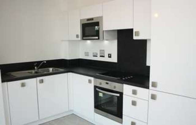  Image of 1 bedroom Flat to rent in Agnes George Walk London E16 at Connaught Heights  Royal Docks, E16 2FP