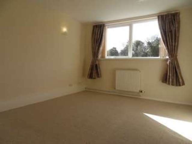  Image of 2 bedroom Flat to rent in Waterside Ross-on-Wye HR9 at Waterside  Ross-On-Wye, HR9 5LL