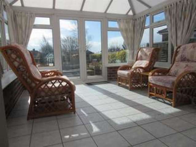  Image of 4 bedroom Property for sale in Watnall Road Hucknall Nottingham NG15 at Watnall Road Nottingham Nottingham, NG15 6EX