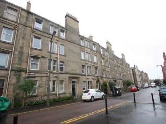  Image of 1 bedroom Flat to rent in Watson Crescent Edinburgh EH11 at Polwarth Edinburgh Morningside, EH11 1EX