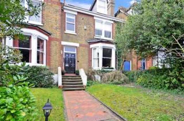  Image of 1 bedroom Flat for sale in Watts Avenue Rochester ME1 at Rochester Kent Rochester, ME1 1RX