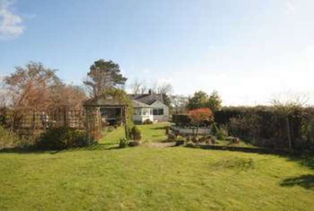  Image of 2 bedroom Detached house for sale in Watts Quarry Lane Somerton TA11 at Watts Quarry Lane  Somerton, TA11 7JD