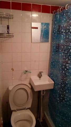  Image of Flat to rent in Wedderburn Road Barking IG11 at Wedderburn Road Creekmouth Barking, IG11 7XF