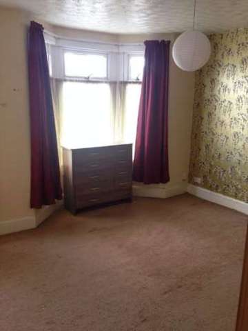  Image of 3 bedroom Terraced house for sale in Wellesley Road Ilford IG1 at Wellesley Road  Ilford, IG1 4LN