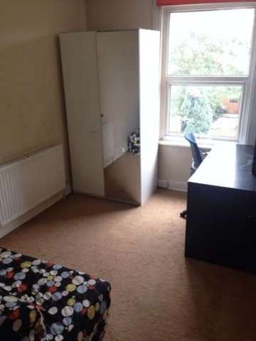  Image of 3 bedroom Terraced house for sale in Wellesley Road Ilford IG1 at Wellesley Road  Ilford, IG1 4LN